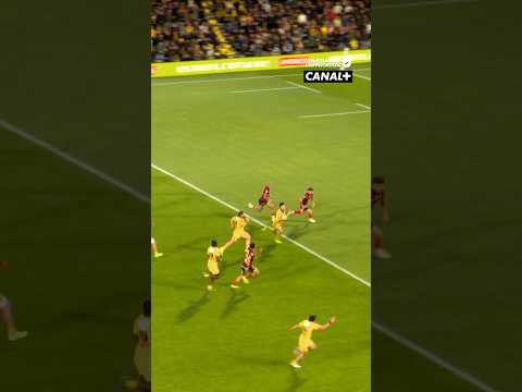 La magie du collectif de La Rochelle avec la folle percée de Favre pour l’essai de Timo 🚀 #top14