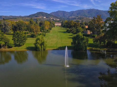 download lagu mp3 mp4 Villa Reale Tuscany, download lagu Villa Reale Tuscany gratis, unduh video klip Villa Reale Tuscany