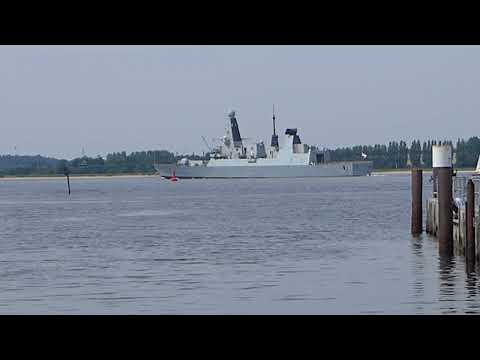 HMS Defender D36 - Baltops 2022 - Kiel / Germany