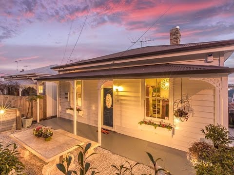 #BrimmingWithCharm - 16 Quadrant Road, Onehunga