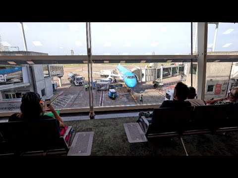 ⁴ᴷ⁶⁰ Walking Buenos Aires: Aeroparque Jorge Newbery departure hall