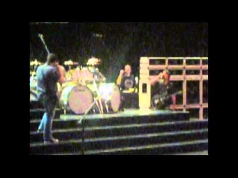 Van Halen - 2012-04-21 - Greensboro, NC soundcheck Part 1 GREAT Audio [VHFrance Videos]