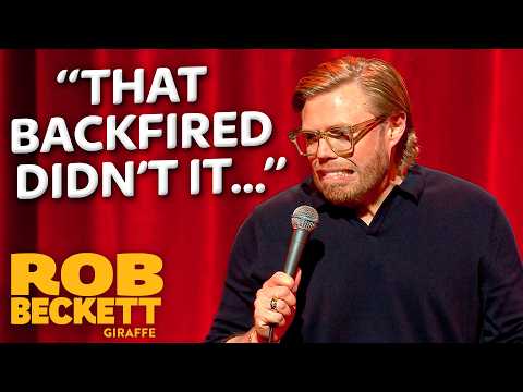 Rob Beckett's On-Stage Phone Call HILARIOUSLY Backfires 😂 | Rob Beckett: Giraffe