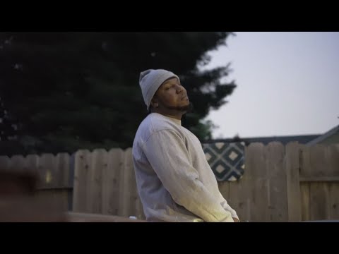 MAJINN - DOLLAZ (feat. K-LOC of the GORILLAPITS)