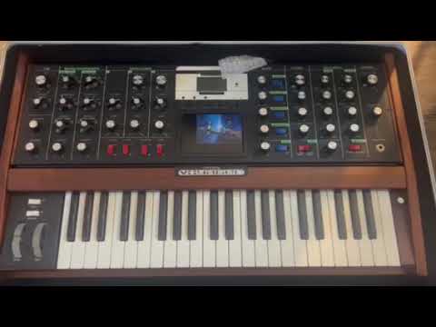 Moog Minimoog Voyager Select Series 44-Key Monophonic Synthesizer 2006 - 2013 - Mahogany Cabinet and Moog Molded ATA Voyager Case - Heavy Duty Travel Case with Wheels image 3