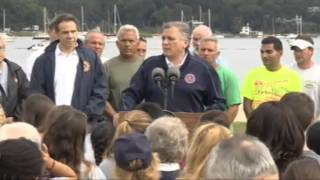 Governor Cuomo Joins Billy Joel for 20th Annual Oyster Bay Harbor Cleanup