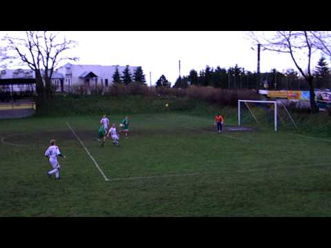 13.11.10, Orzeł Parzęczew - Włókniarz 0:2