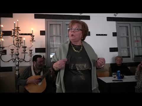 ODETE PALMA "Senhora do Tejo (Sete Colinas)" - Tarde de Fados no Restaurante "Olha que dois"
