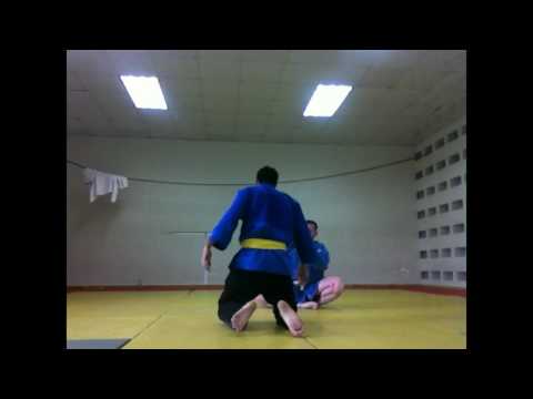 Pelea Robert vs Abel Simon