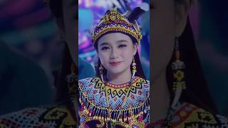 Download lagu Suku dayak cantik pedalaman kalimantan #sukudayakcantik #indonesiaku #tarian  #sukudayakkalimantan mp3
