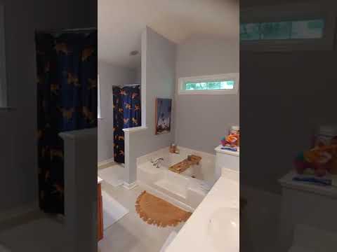 3 BR / 2.5 BA Private home near Pony Pasture/James River. property video