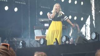 Yona - Elämän luonne @ Flow Festival 2015