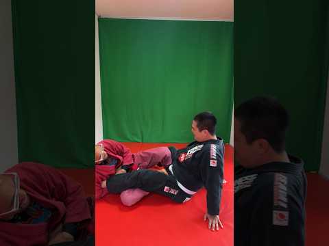 【柔術】逃げ方シリーズ『アキレス腱固め』#shorts #jiujitsu #bjj #柔術 #逃げ方 #escape #ブラジリアン柔術 #グレイシー柔術 #mjjlab