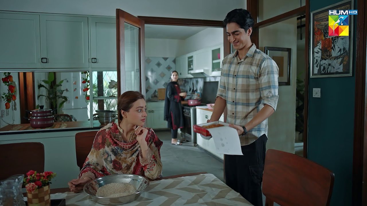 Muh Meetha Karein Mein Baap Banne Wala Houn... #meribahuain - HUM TV