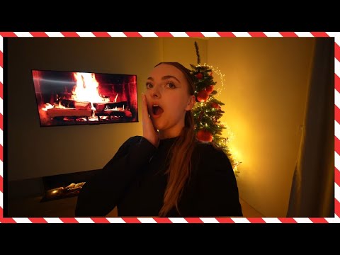 VLOGMAS 12: WE HAVE THE MOST BEAUTIFUL CHRISTMAS TREE IN OUR NEW HOUSE 🙈😍🎄