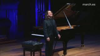 Download lagu Piazzolla-Lavandera - 'The Four Seasons' - Horacio Lavandera ( Award winning performance) mp3 Download lagu Piazzolla-Lavandera - 'The Four Seasons' - Horacio Lavandera ( Award winning performance) mp3