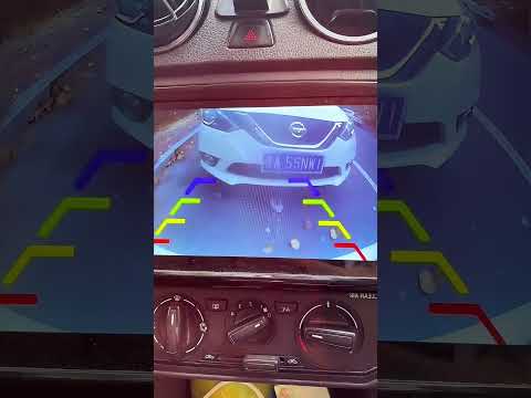 Cámara de marcha atrás económica frente a la realidad #shorts #fail