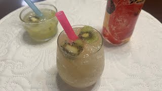 ジュースで簡単‼️炭酸ゼリー/特濃アップルスカッシュが美味しいよ😋