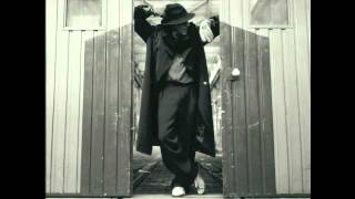 Mondo in mi 7a Music Video