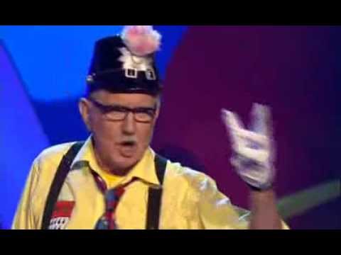 Ne Kölsche Schutzmann alias Jupp Menth bei Karnevalissimo Köln 2014