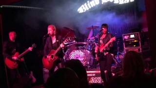 Amy Hef - Creepin&#39; Me Out