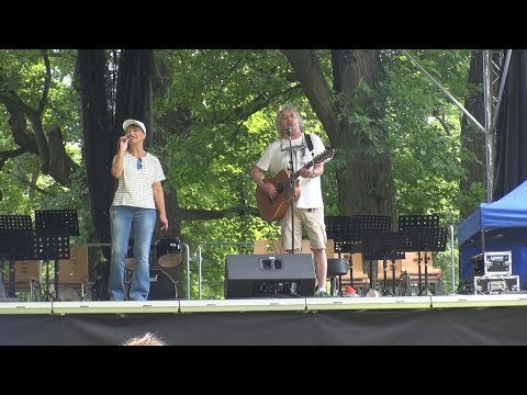 Vystoupení Petry Černocké v Paskově na akci Léto na kole 2019