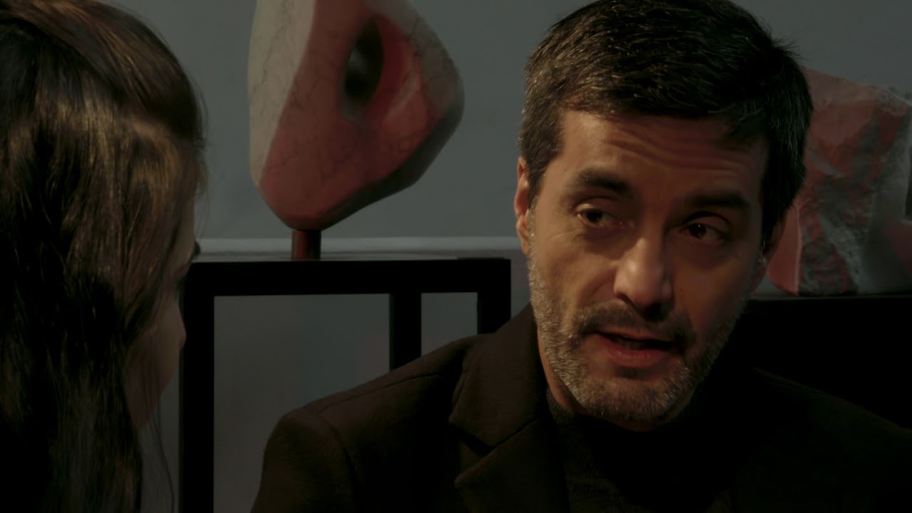 Miniature de la vidéo Trailer "DEJA LA LUZ PRENDIDA" - "Leave the light on" - 2018 du film Deja la luz prendida