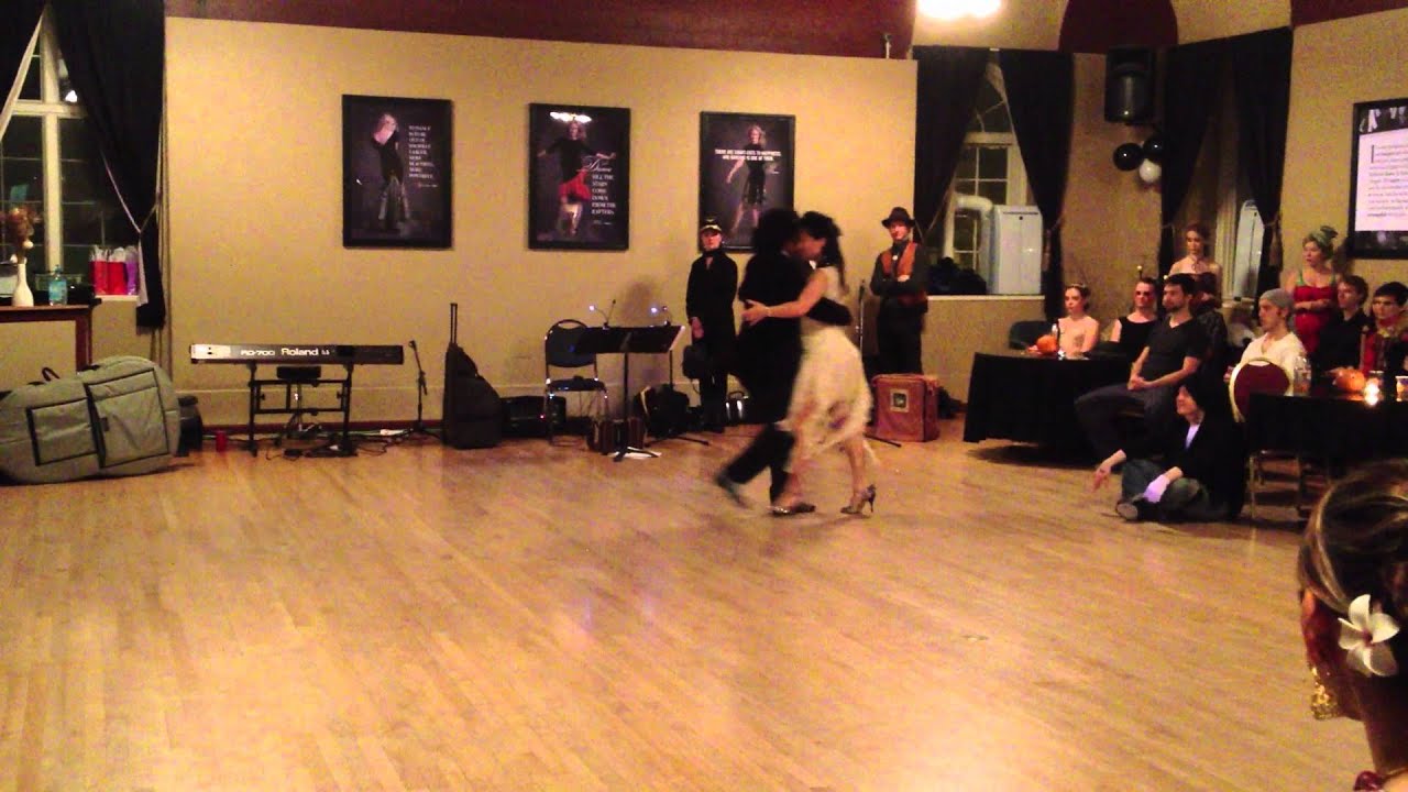 Burak Özkösem & Remanda Xiang Performing at Luxe Milonga(2 of 2)