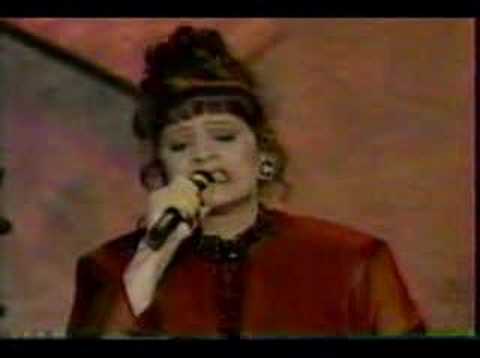 Brenda Reyes - Atrapada en el tiempo (OTI 92)