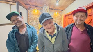 LIVE AQUI NA ROÇA E BÃO DIMAIS DA CONTA SÔ