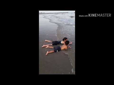 Kids first time at the beach/Summer vacation time with Kids