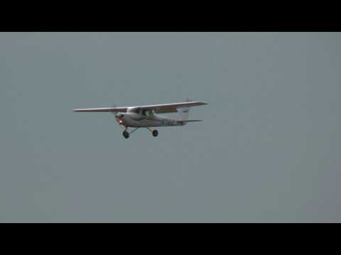 Cessna 152, N714UC go around at KHWY on 7/31/10 at 1716