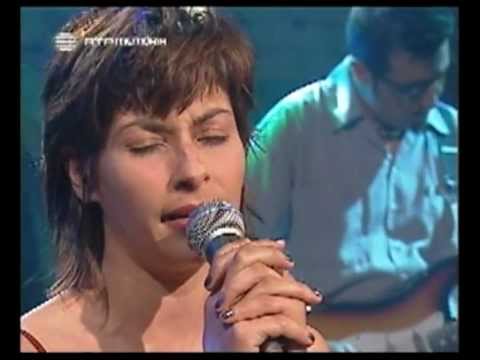 SÓ (UM POUCO MAIS) - ENTRE ASPAS