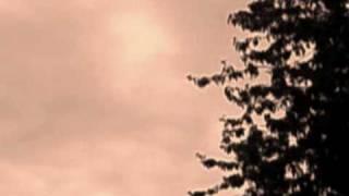 CHEM-TRAILS FALLEN THROUGH CLOUDS !!!!!.wmv