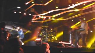 Killing Me - Little Dragon 2013/2014 New Song at Treasure Island