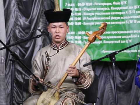 "Амырга" Кызыл, рук-ль Нар. хоомейжи РТ Ондар Монгун-оол