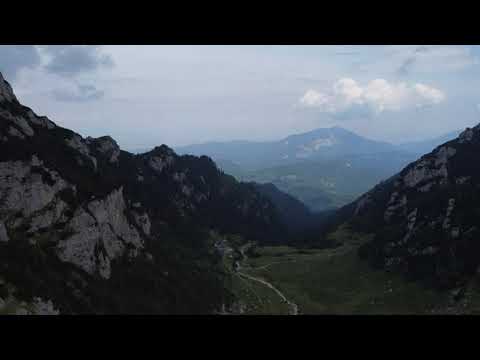 Vazute din drona - Hornurile MALAIESTI 2311 m - PADINA CRUCII 1870 m - Cab. MALAIESTI 1720 m