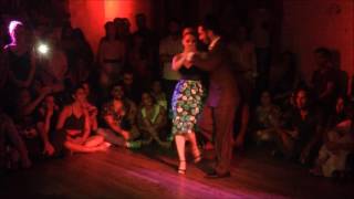 Carolina Couto  & Emanuel Ledesma Bailan en Milonga Chanta4