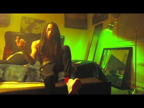 MojiU4L - Motive (Official Video)