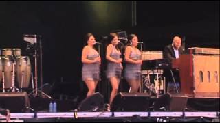 Noora Noor at Oya Festival 2009 - Someone you use