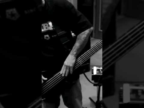 Can Fieldy actually play bass?!