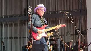 Elvis Costello &amp; The Imposters - Wonder Woman (Elvis Costello &amp; Allen Toussaint cover) - Live PNC