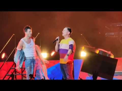 Sebastian Yatra & Guaynaa - Chica Ideal ( Coca-Cola Music Hall Puerto Rico) Noviembre 12, 2022