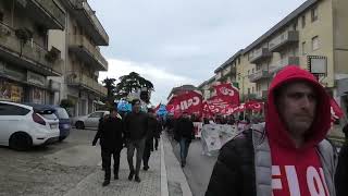 il-corteo-del-primo-maggio-ad-ariano-irpino-in-difesa-del-polo-logistico
