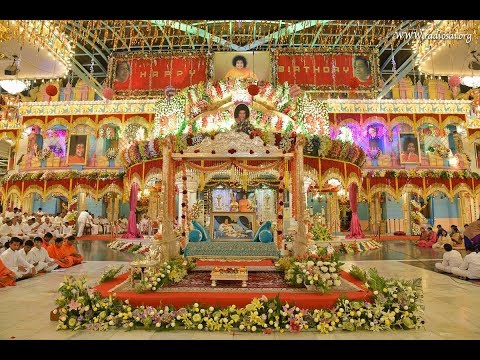 Golden Chariot Procession and Jhoola Mahotsavam | 93rd Birthday Celebrations - 23 Nov 2018