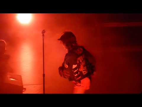 02.1 – Tove Lo, ALMA – Bad as the Boys (Live Clip) @ SF Masonic Auditorium