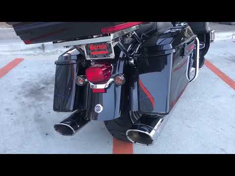 2013 Harley-Davidson FLHTCUSE8 - CVO Ultra Classic Electra Glide 110th Anniversary Edition Los Angel