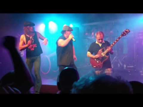 For Those About To Rock! AC⚡DC UK in the Cathouse Glasgow