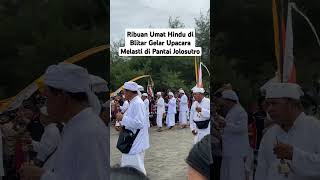 Download lagu Ribuan Umat Hindu di Blitar Gelar Upacara Melasti di Pantai Jolosutro mp3