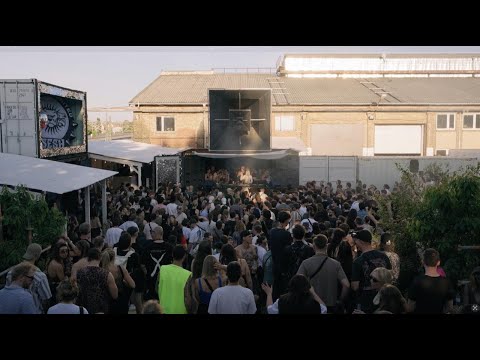 Ciara Cuvé live at 1. Mai Sesh Berlin